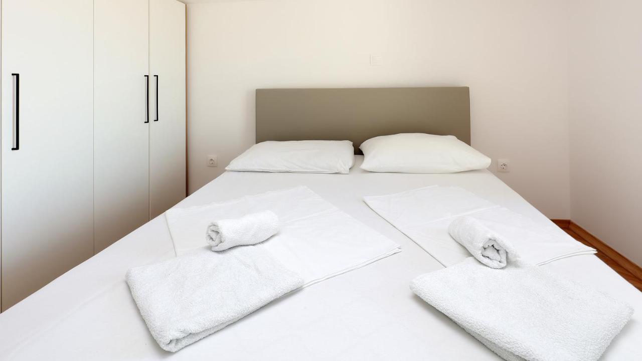 Apartments Tomy Novalja Ngoại thất bức ảnh
