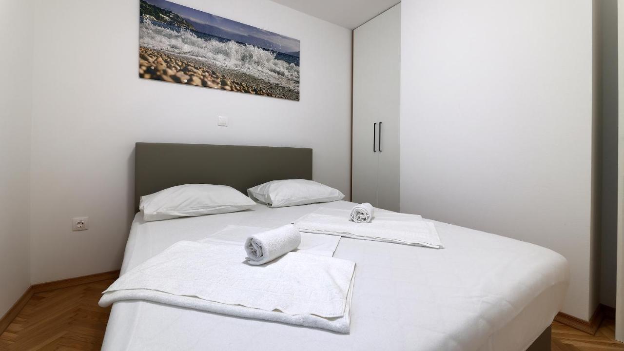Apartments Tomy Novalja Ngoại thất bức ảnh