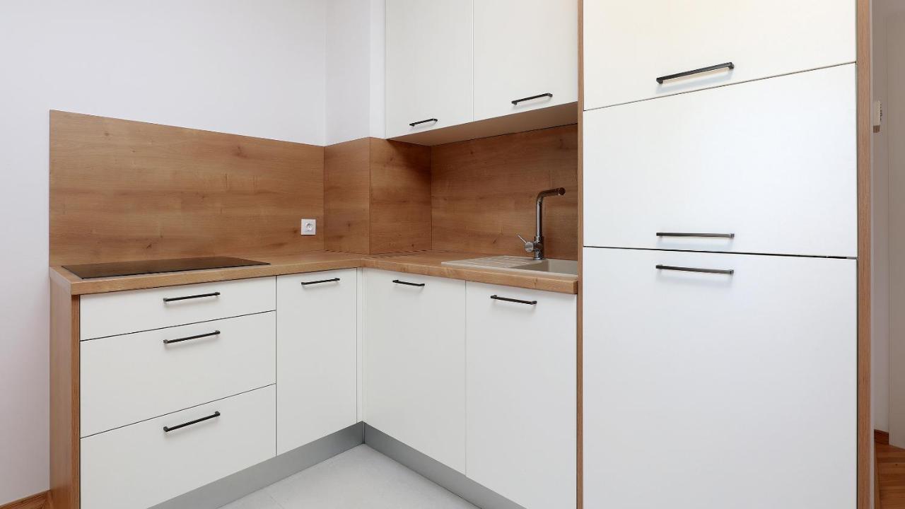 Apartments Tomy Novalja Ngoại thất bức ảnh