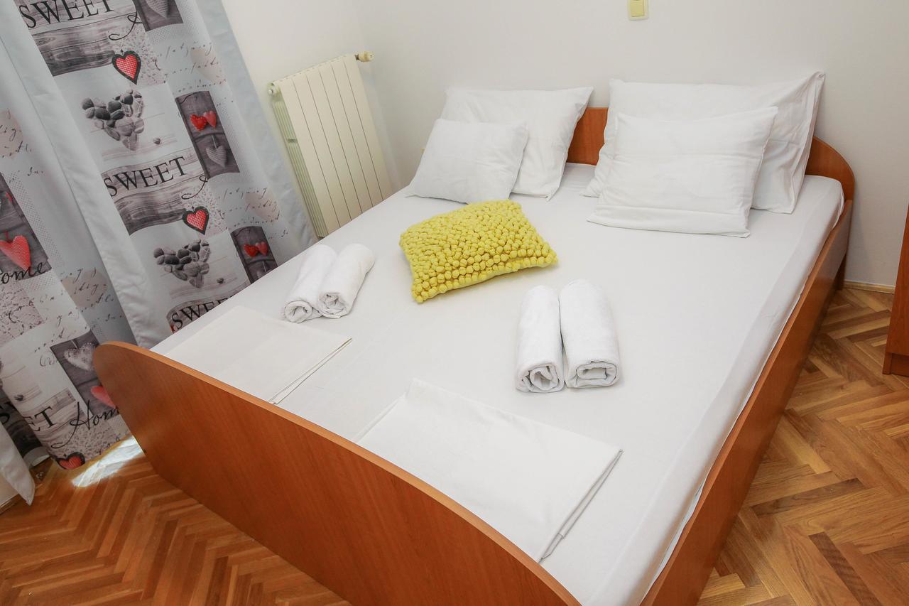 Apartments Tomy Novalja Ngoại thất bức ảnh